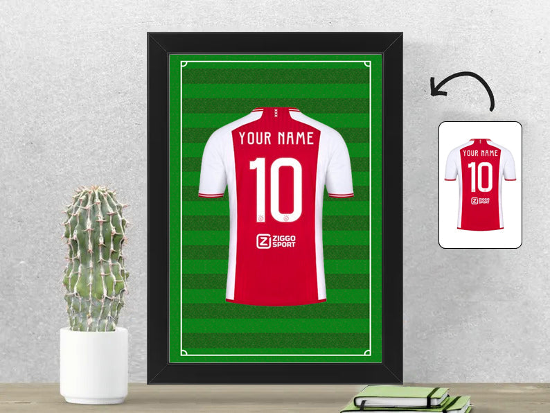 Gepersonaliseerde Amsterdam voetbalshirt fotolijst 21x30 cm met jouw naam. Perfect cadeau voor Amsterdam fans en voetbalfans.