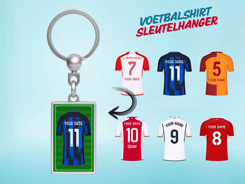 Gepersonaliseerde Inter Milan voetbalshirt sleutelhanger met jouw naam. Uniek cadeau voor voetballiefhebbers en Inter Milan-fans.